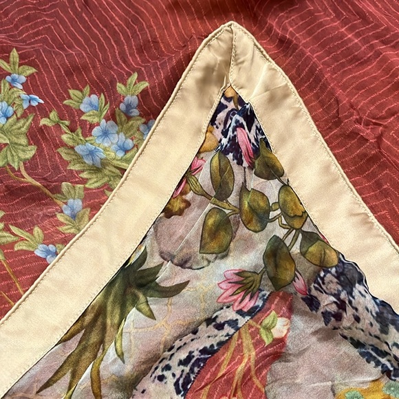 Elegant Red and Yellow Scarf